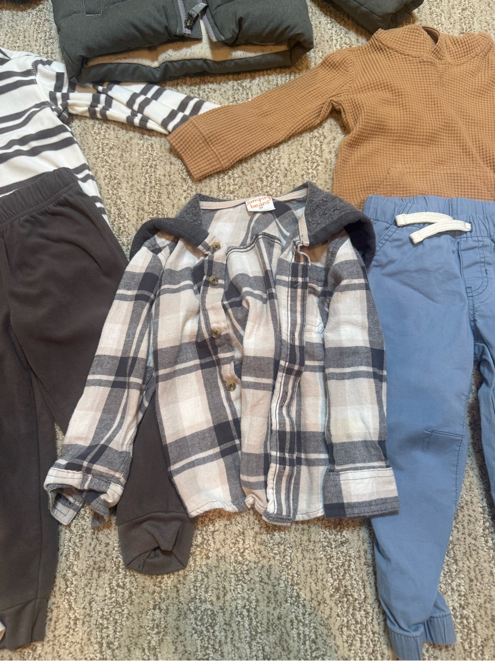 The North Face Kids Plaid Button-Down Shirt Jacket - Gray & Cream